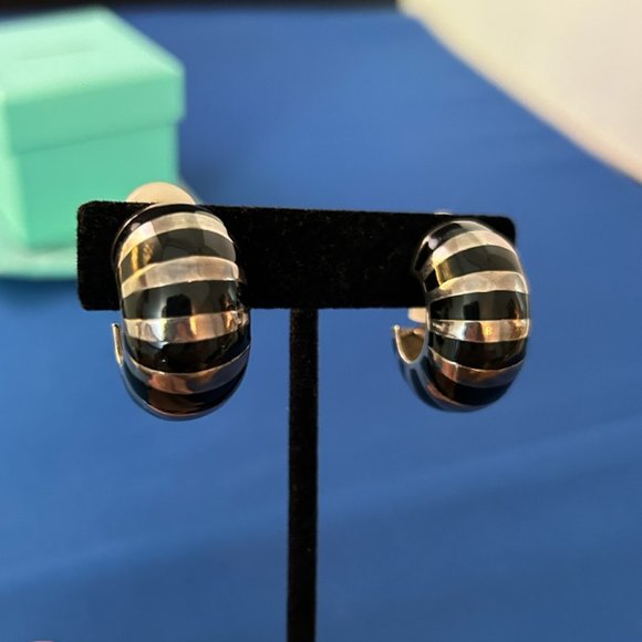 Vintage Tiffany & Co 925 Silver Black Blue Enamel Shrimp Omega Earrings - Picture 3 of 14